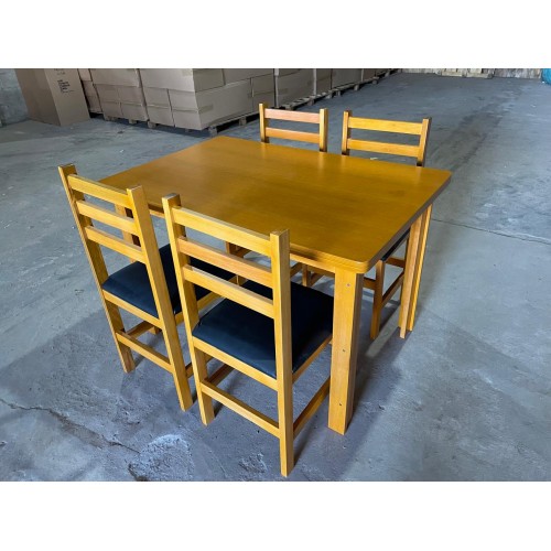 Conjunto Mesa 120x70 de Madeira Cor Embuia com 4 Cadeiras Estofada - Cod: 2025